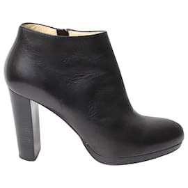 Christian Louboutin-Christian Louboutin Ankle Boots in Black Calfskin Leather-Black