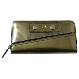Alexander Mcqueen-Alexander McQueen Zip Long Wallet with Metal Stud Detail in Gold Leather-Golden