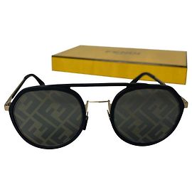 Fendi Light sunglasses Black