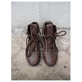 Louis Vuitton-Sneakers-Brown