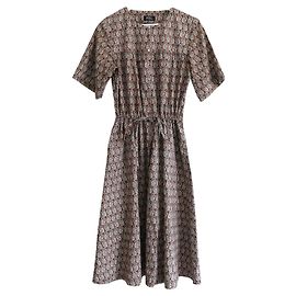 Apc EN.PAG.do. vestido Elie Castaño