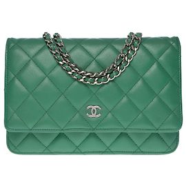 Sac CHANEL Wallet on Chain en Cuir Vert - 101006 Vert