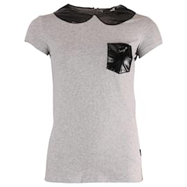 Love Moschino-Camiseta Love Moschino com gola de couro sintético em algodão cinza-Cinza