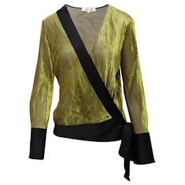 Diane Von Furstenberg-Blusa Wrap Diane Von Furstenberg em Viscose Dourada e Preta-Multicor
