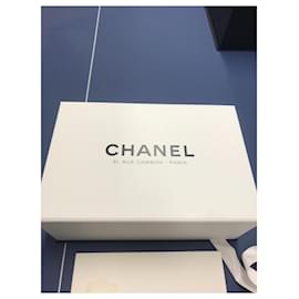 Chanel-Caixa Chanel para bolsa-Branco