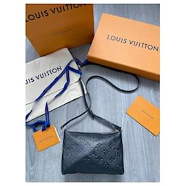 Louis Vuitton-Pallas-Black