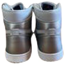 Autre Marque-Nike Air Jordan 1 Japan mit hohem CO-Gehalt aus Leder in neutralem Grau, Silber und Weiß-Silber