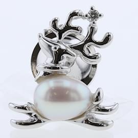 Tasaki-Reindeer Pearl Brooch-Silvery