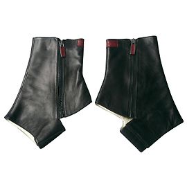 CHANEL New sublime calf leather gaiters T40 Black