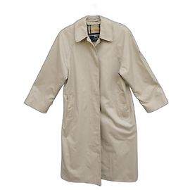 impermeable Burberry tamaño 38 Beige