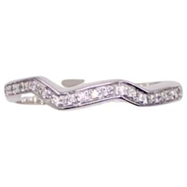 Autre Marque-Weißgold-Diamant-Pavé-Ring mit Wellenmuster 750%O-Silber Hardware