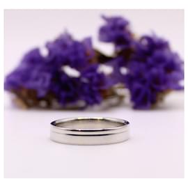 Autre Marque-platinum wedding ring-Silver hardware