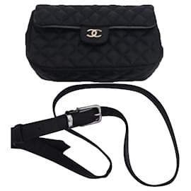 Chanel Bolsas, carteiras, casos Preto