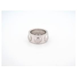 Louis Vuitton Empreinte Ring, White Gold Grey. Size 53