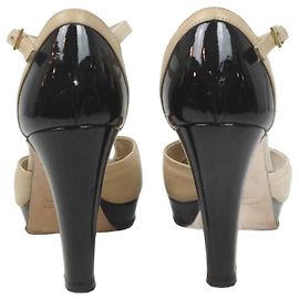 Carel Carl-Heels 38 Beige