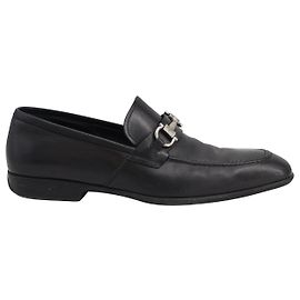 Salvatore Ferragamo Mocassim Escarlate em Couro Preto Preto