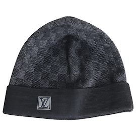Louis Vuitton Neo Petit Damier Beanie in Grey Wool Grey