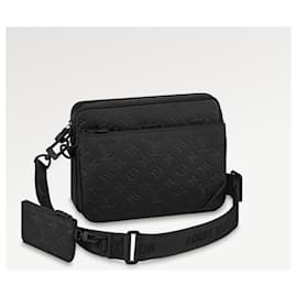 Louis Vuitton-Bandolera LV Trio piel negra-Negro