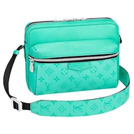 Louis Vuitton-LV Outdoor Messenger green Miami-Green