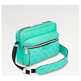 Louis Vuitton-LV Outdoor Messenger green Miami-Green