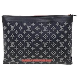 Louis Vuitton-LOUIS VUITTON Monogram Ink Pochette Apollo Clutch Bag Navy M62905 Auth LV 39644A-Bleu Marine