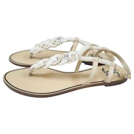 Chanel-Chanel White Pearl Lace Thong Sandal-Beige