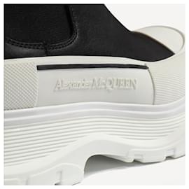 Alexander Mcqueen-ALEXANDER MCQUEEN  Ankle boots T.EU 39 Leather-Black