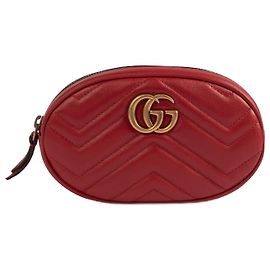 GUCCI Bolsas de couro Vermelho