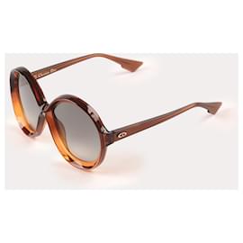 Dior-Óculos de Sol DIOR T.  plástico-Marrom
