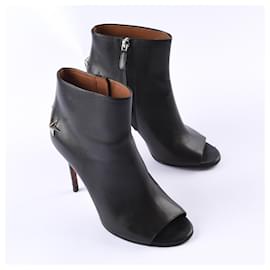 Givenchy-GIVENCHY  Ankle boots EU 38 Leather-Black