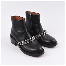 Givenchy-GIVENCHY  Ankle boots T.EU 39 Leather-Black