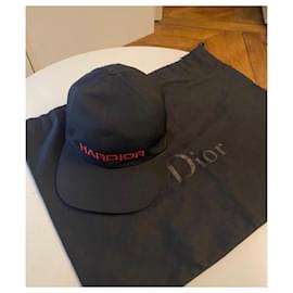 Christian Dior-Sombreros gorros-Negro