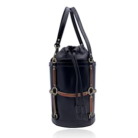 Gucci-Black Leather Enamel Cage Round Bucket Bag Tote Handbag-Black