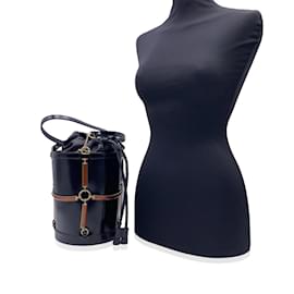 Gucci-Black Leather Enamel Cage Round Bucket Bag Tote Handbag-Black