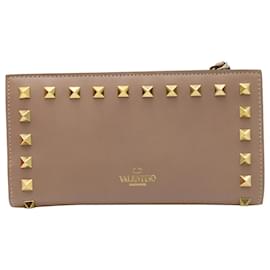 Valentino Garavani Portefeuille Rockstud en Cuir Nude Chair