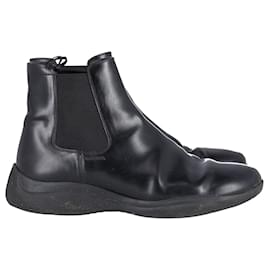 Prada-Prada Toblach Chelsea-Stiefel aus schwarzem Leder-Schwarz