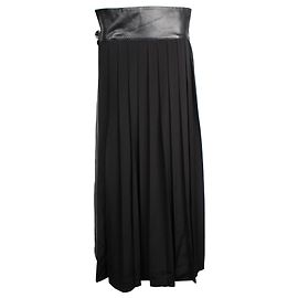 Saia maxi plissada Yohji Yamamoto em seda preta Preto