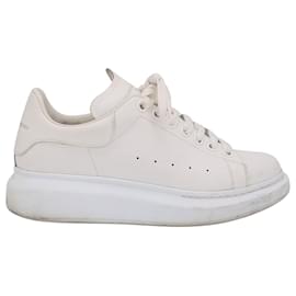 Alexander Mcqueen-Alexander McQueen Women's Oversized Low-Top Sneakers in  All White Calf Leather-White