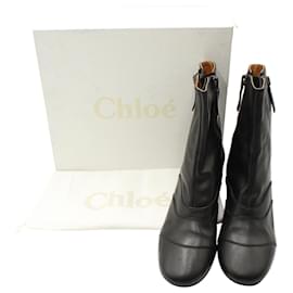Chloé-Chloé Lexie Ankle Boots in Black Calfskin Leather-Black