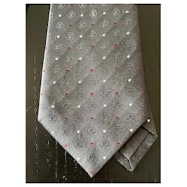 Corbata de seda geométrica rosa claro para hombre Louis Vuitton LV -  abierta en caja