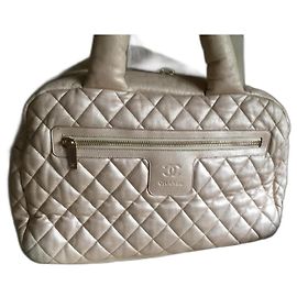 CHANEL COCO COCOON TASCHE AUS CHAMPAGNER HELLGOLDLEDER Golden