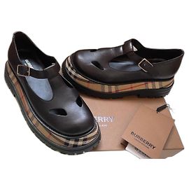Burberry Black Leather Wedge Sandals Black
