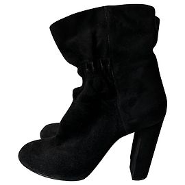 Botins Chloé em camurça preta Preto