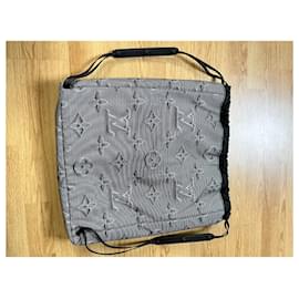 Louis Vuitton-Louis Vuitton bag 2054-Grey