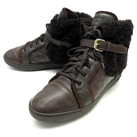 Louis Vuitton-LOUIS VUITTON FUR-LINED SNEAKERS 39 LEATHER MONOGRAM FUR SNEAKERS-Brown