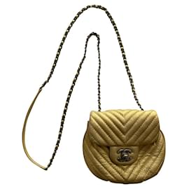 Chanel-Bolso CHANEL en forma de monedero dorado-Dorado