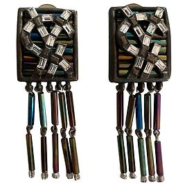 Boucles d'oreilles Yves Saint Laurent en perles et strass Métallisé
