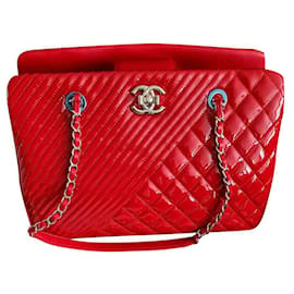 Chanel-Chanel shopping GM chevron matelasse patent - Shoulder bag-Red