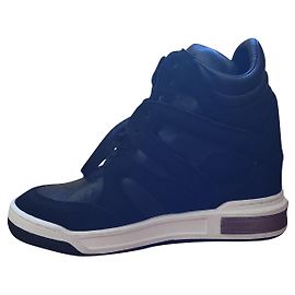 Baskets Guess en cuir noir Noir
