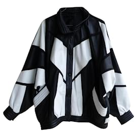 Yves Saint Laurent Manteaux, Vêtements d'extérieur Noir Blanc